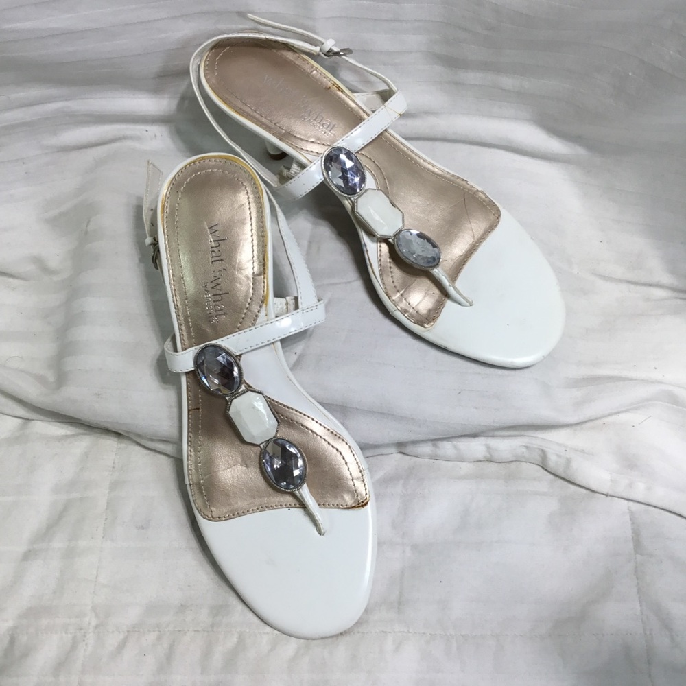 Woman’s heels by What’s What, size 6, large stone toe strap, 2.5”heel